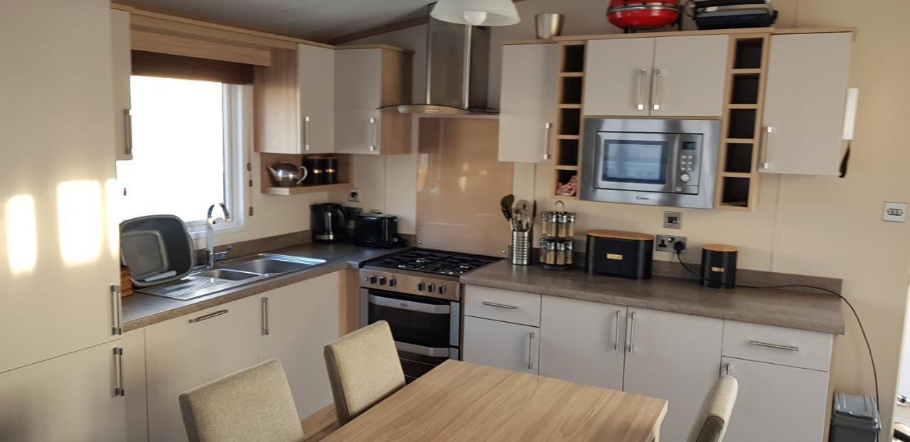 Greenlawns Villa Selsey Dış mekan fotoğraf